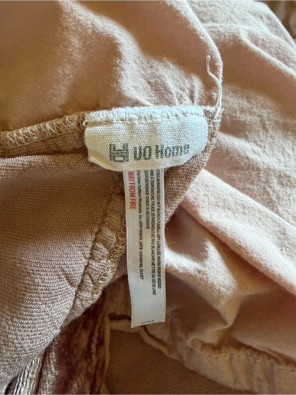 Urban Outfitters UO Home Skye Crushed Velvet Duvet Cover Full/Queen Pink